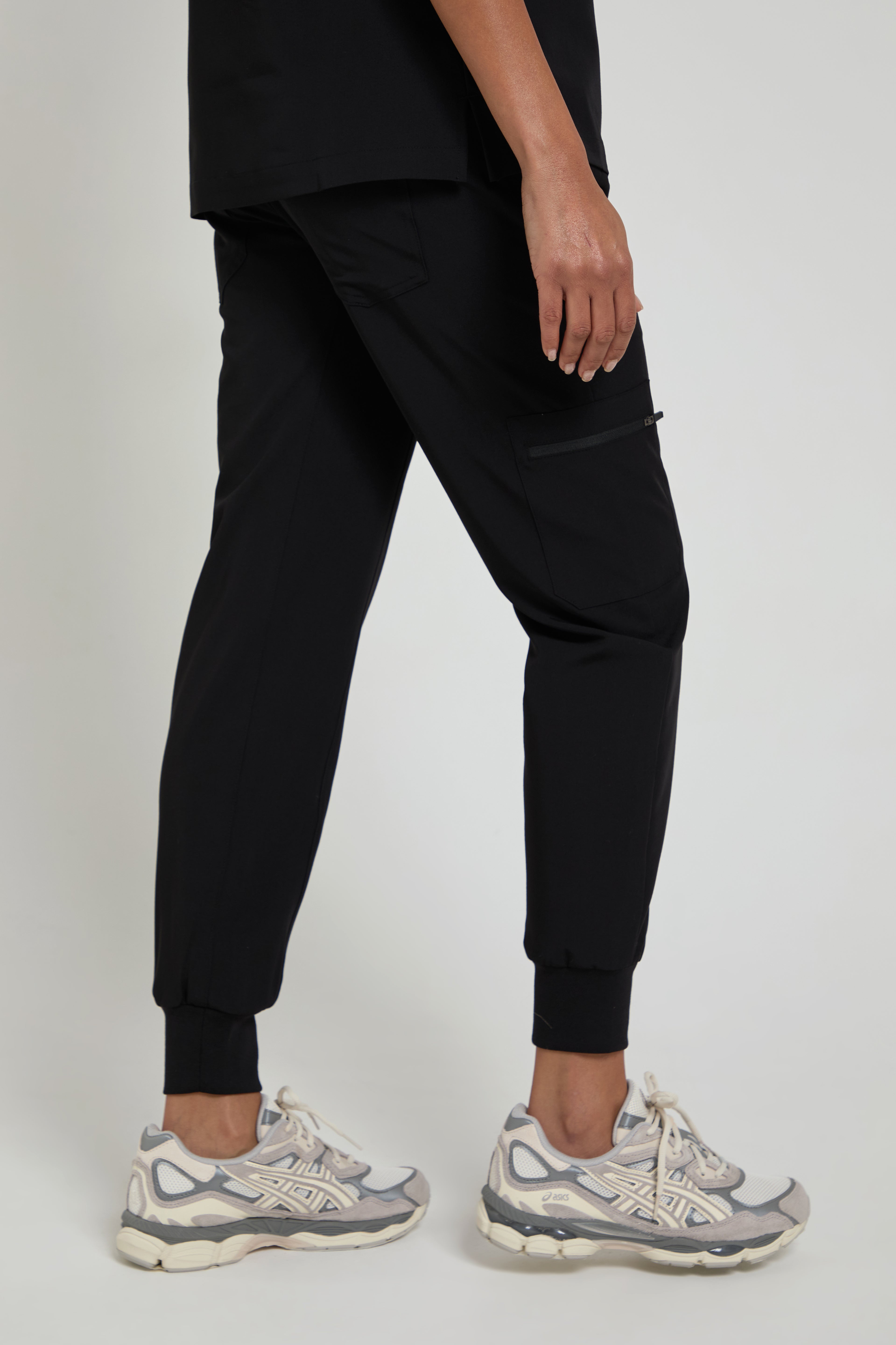 Women's Black Jogger Scrub Pants